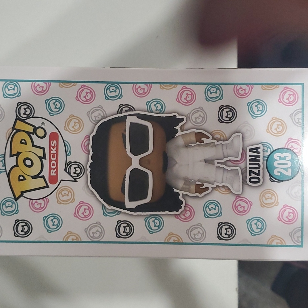 Funko PoP! Rocks - Picture 4 of 5